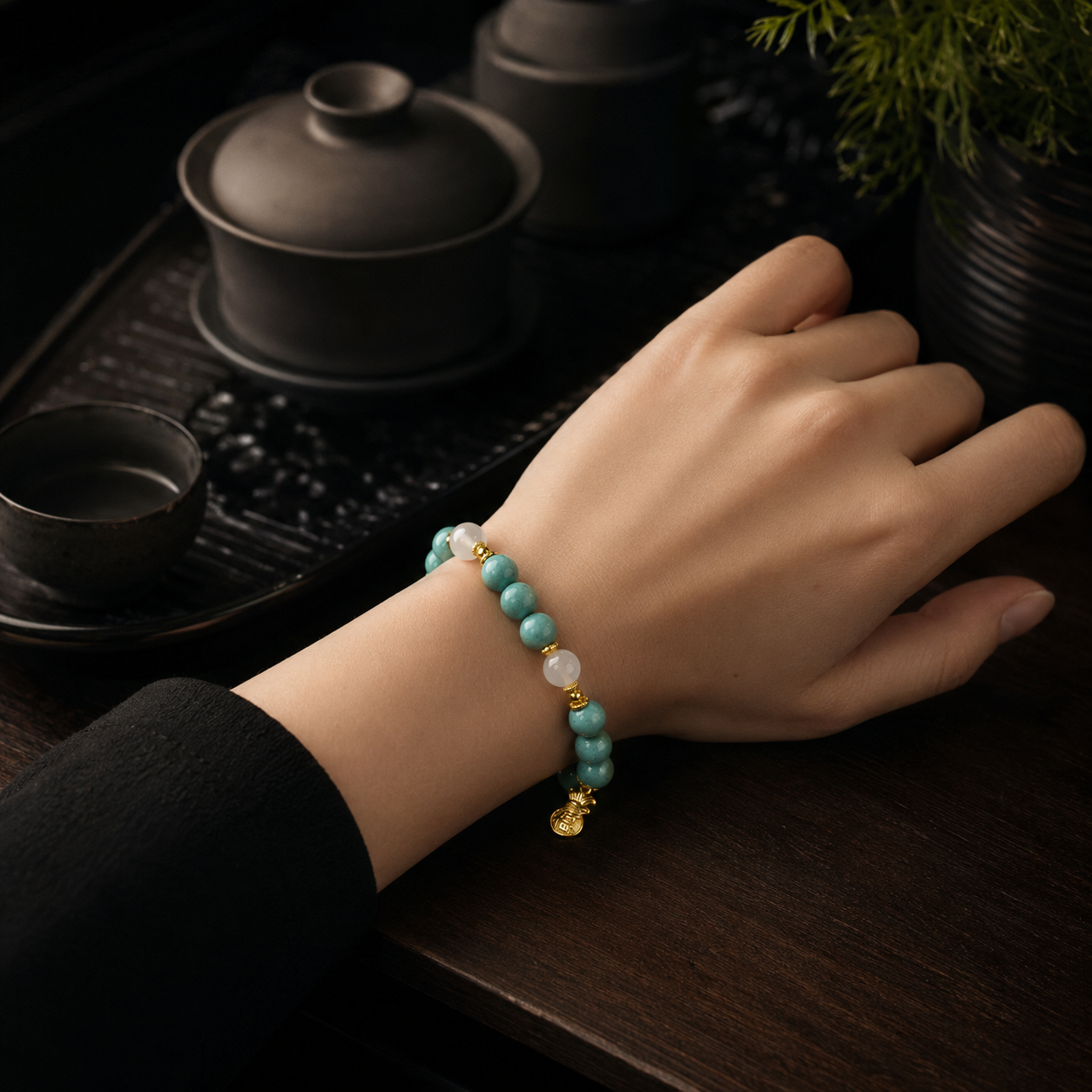 Jade Fortune — 10mm Citrus Agarwood Incense Charm Bracelet