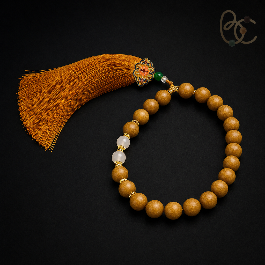 Pear Pavilion — 18mm Agarwood & Sandalwood Incense Bracelet