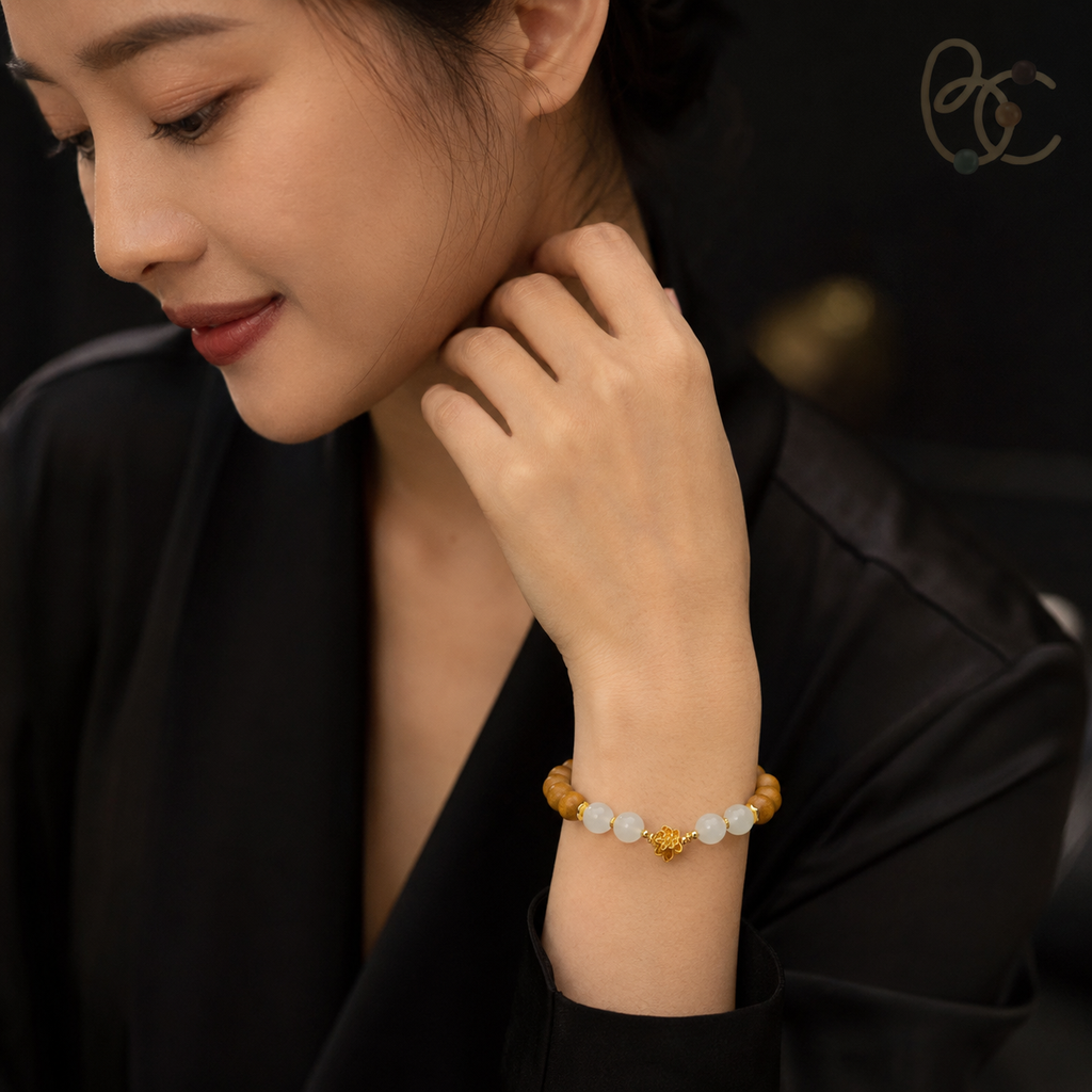 Pear Pavilion — 12mm Agarwood & Sandalwood Charm Bracelet