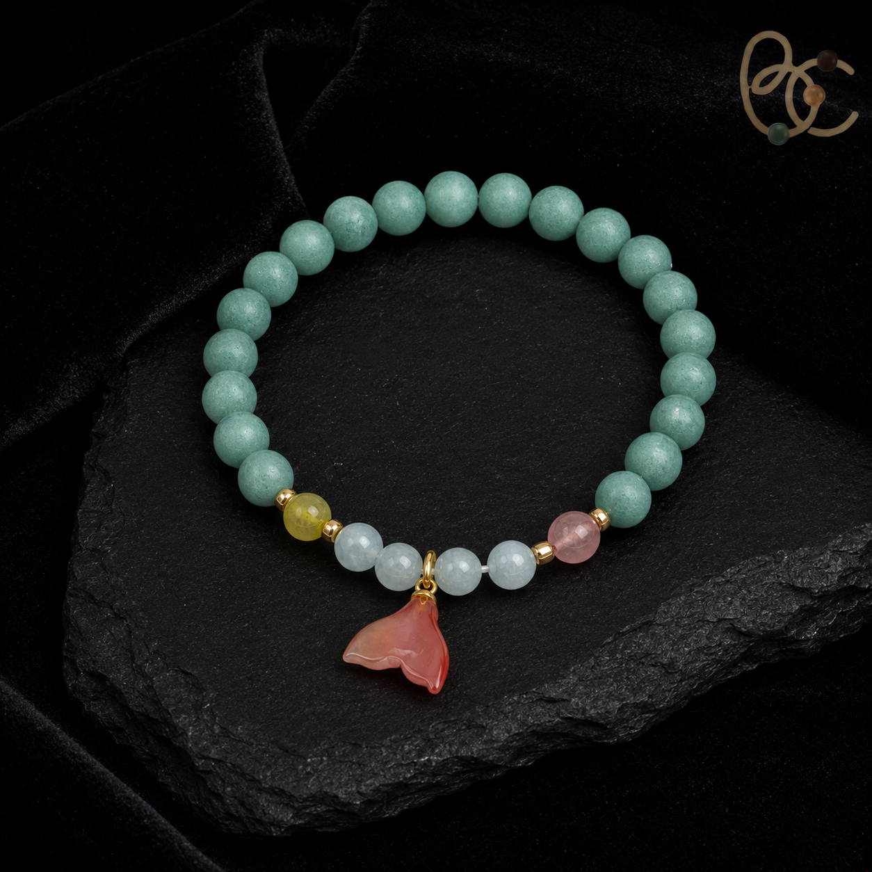 Jade Fortune — Citrus Agarwood Incense Bracelet with Cat's Eye