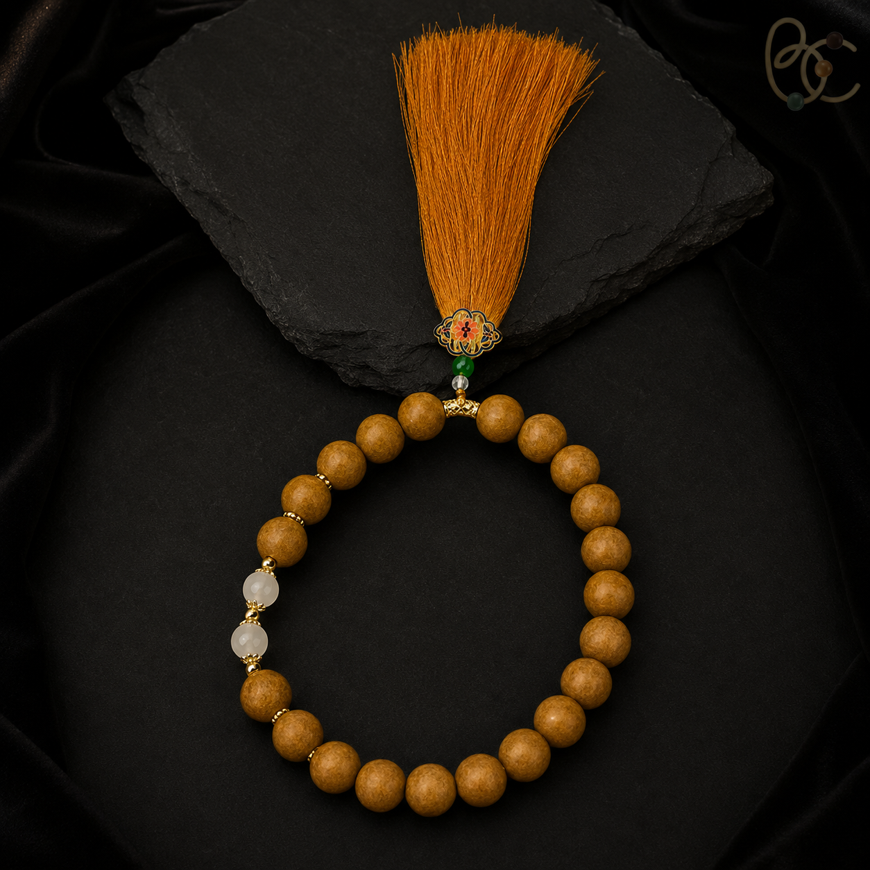 Pear Pavilion — 18mm Agarwood & Sandalwood Incense Bracelet