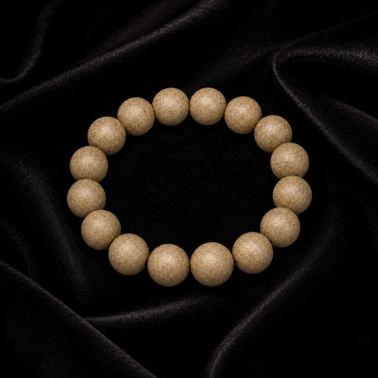 White Dragon Veil — 15mm Sandalwood & Frankincense Bracelet